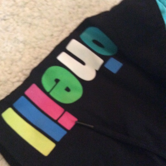 🌵O'Neill swim shorts juniors size 3 - Picture 3 of 4